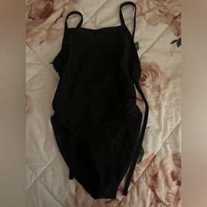 Jolyn size 26 Dayno II size 26 suit.